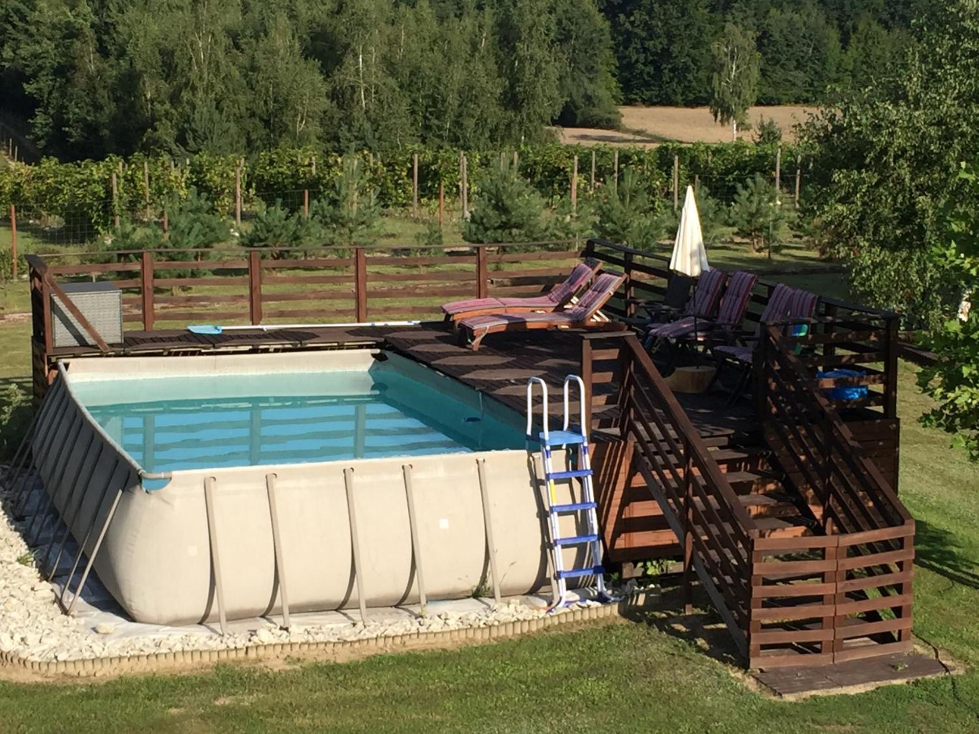 Osada Turystyczna Miloszowka Homestay